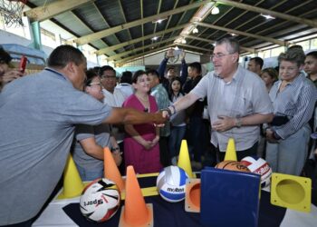 MCD fortalece el desarrollo en San Juan Ermita con el programa Juego Limpio