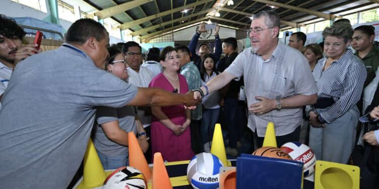 MCD fortalece el desarrollo en San Juan Ermita con el programa Juego Limpio