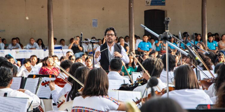Un himno a la juventud: ONAF concluye su encuentro con un gran concierto y un estreno mundial