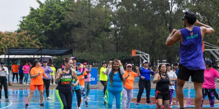 Bailathón 2025: La lluvia no detuvo la Master Class de zumba