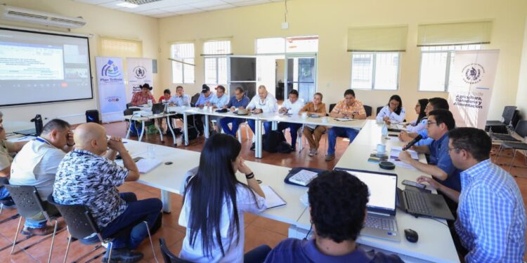 Acciones conjuntas beneficiarán a productores de la región Trifinio