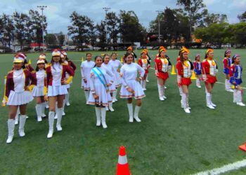 ¡Ritmo, pasión y acrobacia! El batonismo guatemalteco brilla en Campo Marte