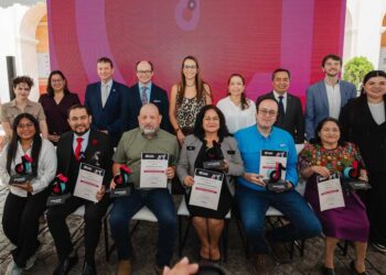 Sit impulsa formación digital docente “Aprende en TikTok: Docentes con Liderazgo Digital”