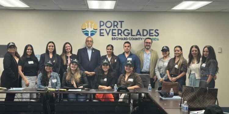 Consulado de Guatemala en Miami acompaña a delegación público-privada en la feria America’s Food and Beverage Show