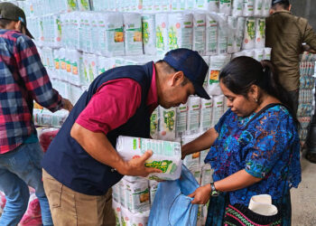 Familias de Alta Verapaz reciben raciones alimentarias de programa APA