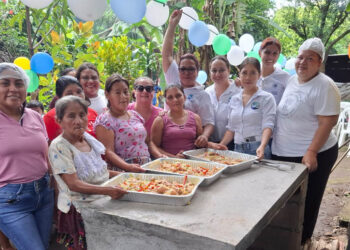 Fortalecen capacidades de comunitarias en la preparación de alimentos