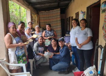 Impulsan buenas prácticas en el hogar para el bienestar de las familias rurales