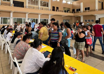 Más de dos mil familias reciben alimentos en Río Hondo