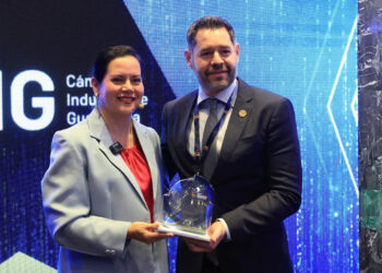 Ministra Rivera Dávila destaca Política Nacional de Fuego durante Congreso Industrial