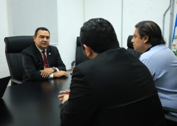 La DGT avanza con transparencia y compromiso para agilizar trámites y fortalecer la atención a los usuarios
