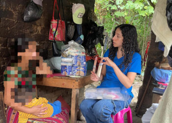 Visitan a familias con niños en situación de desnutrición aguda en San Miguel Chicaj