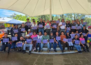 Centro Deportivo Campo Marte celebra 25 años con homenaje a su personal