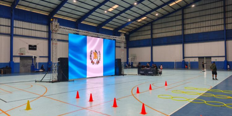Parque Erick Barrondo se alista para una noche de fútbol y baile con la Selección Nacional