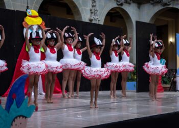 El Circo Fantástico: La Escuela Nacional de Danza celebra 76 años de trayectoria