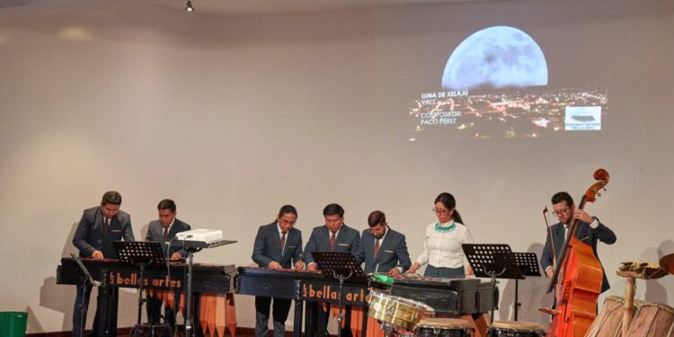 Marimba de Bellas Artes deleita a jóvenes Scout con un concierto didáctico