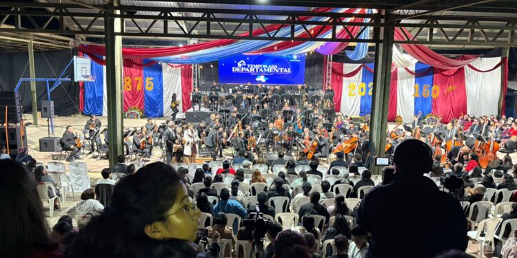 Sinfonía tecpaneca: la gira departamental de la Orquesta Sinfónica Nacional arranca con rotundo éxito