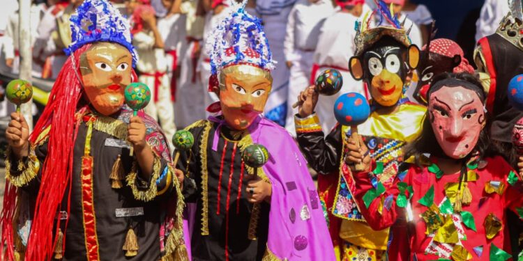 Música, danza y tradición: el Centro Cultural de Escuintla vive una jornada de festejos patrios
