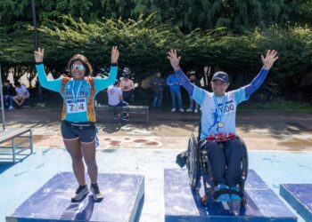 Carlos González y Ana Sequén, los guerreros de la Carrera Independencia 2025