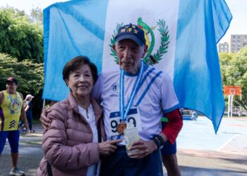 José Francisco Aguilar, el atleta máster de 89 años que corrió la Carrera Independencia 2025