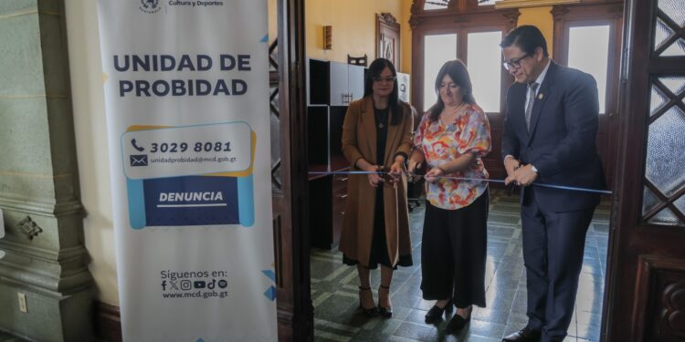 El MCD inaugura oficina de la Unidad de Probidad en la lucha contra la corrupción y la impunidad