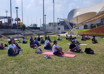 Yoga gratuito en la zona 21: el MCD organiza una Súper Clase