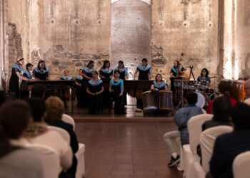 Marimba Ixoqib’ Ajq’ojomab’ celebra 204 años de independencia en Antigua Guatemala