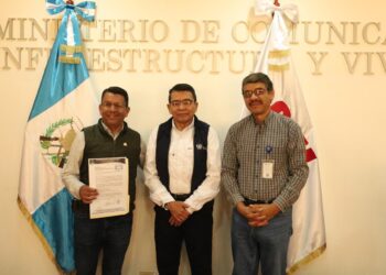 CIV brinda acompañamiento técnico a Municipalidad de Tactic para mejorar red vial local