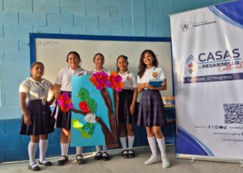 Estudiantes de Sanarate, El Progreso, fortalecen su identidad con taller sobre símbolos patrios