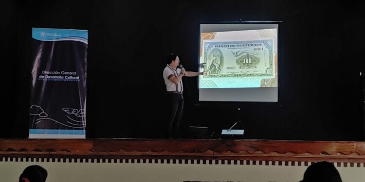 El legado de Miguel Cajtunaj, líder indígena que figura en el billete de 100 quetzales