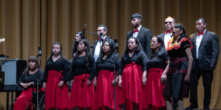 Voces, armonía y romance: Coro de Personas con Discapacidad presenta “Canciones del ayer”