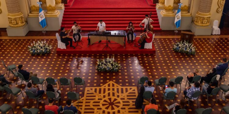 Quinteto de OSN y Erick Yantuche: Fusión de Cuerdas y Marimba Korogi en Tardes de Arte en el Palacio Nacional