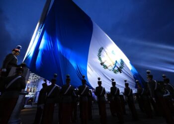 Inician festejos por 204 años de Independencia