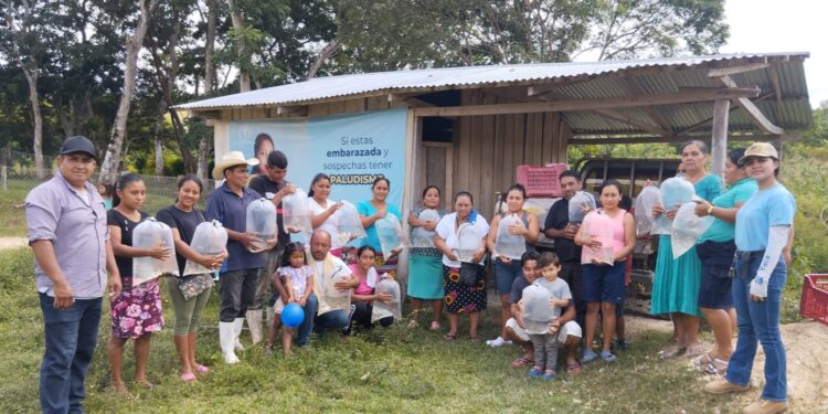Entregan alevines que fortalecen la seguridad alimentaria de zona de adyacencia