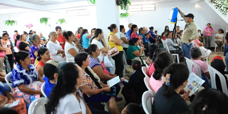 Equipo y capacitación fortalece la agricultura de Santa Lucía Los Ocotes