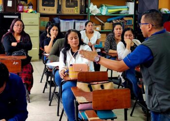 Escuelas públicas de Chimaltenango reciben apoyo para impulsar huertos pedagógicos