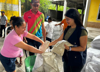 Familias de 11 departamentos impulsan proyectos comunitarios