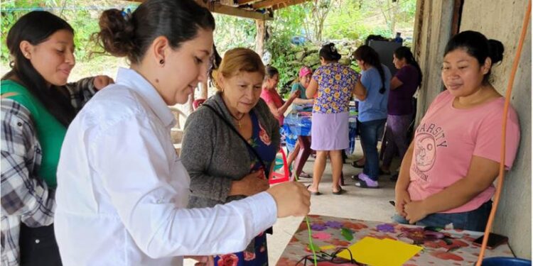 Fortalecen técnicas para el emprendimiento rural en CADER de Quezaltepeque