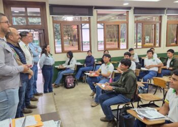 Guatemala y Honduras intercambian experiencias en modelo educativo agropecuario