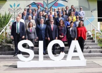 Embajada de Guatemala en El Salvador participa en festividades del SICA por el Mes de la Integración Regional