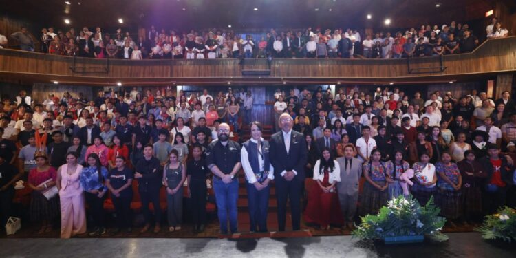 GUATEPAZ 2025: Más de mil artistas inauguran la Etapa Nacional con gala en el Centro Cultural Miguel Ángel Asturias