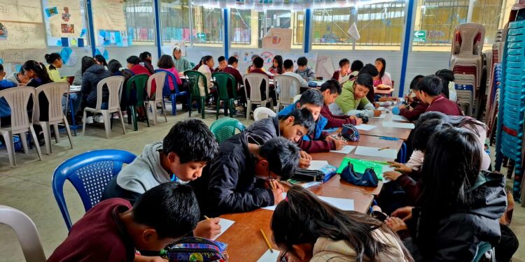 Niños de Patzún exploran la creatividad cultural como motor de desarrollo