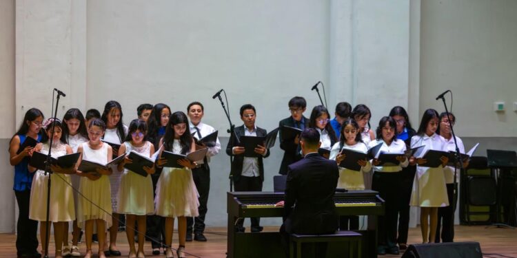 Talento y Pasión: El Conservatorio Regional de Música de Mixco concluye el ciclo 2025 con un recital de gala