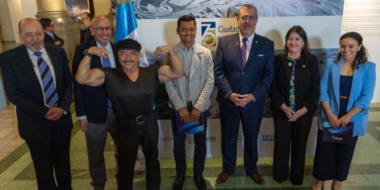 Exposición “Ciudad Eterna, Espíritu Deportivo” celebra 75 años de la Ciudad de los Deportes