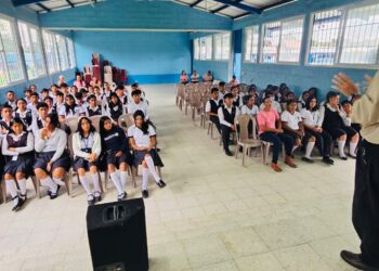 El MCD impulsa la identidad cultural en Poptún con el taller “Conociendo Nuestra Cultura”