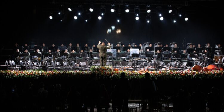Revolución: un concierto formidable para un evento memorable