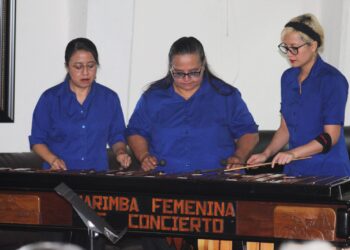 La Marimba Femenina de Concierto ofrece un “Regalito de amor” a los guatemaltecos