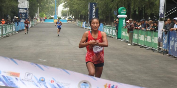 Teresa Lares conquistó la Carrera Leyendas de Guatemala y 43 Clásica ACD