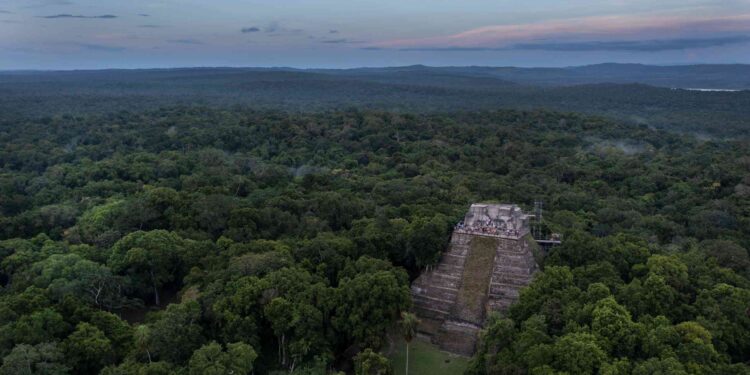El Ministerio de Cultura y Deportes promueve la práctica espiritual en sitios arqueológicos protegidos