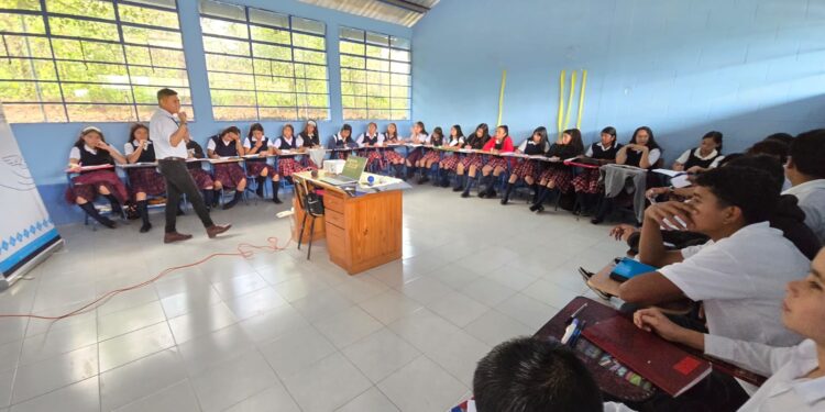 Promueven valores ancestrales en conferencia sobre la Ceremonia Xinka