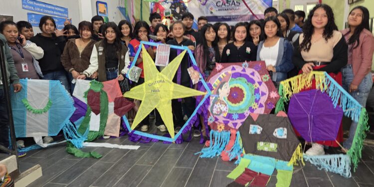 Barriletes de San Juan Cotzal elevan la identidad: Jóvenes fortalecen el vínculo ancestral